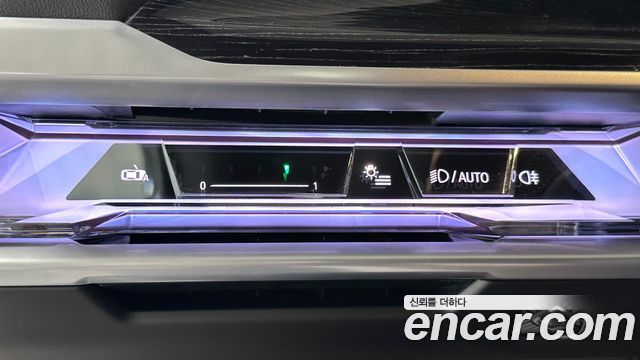 BMW 7 Series (G70) 740d xDrive M Sport 2025 — фото 18