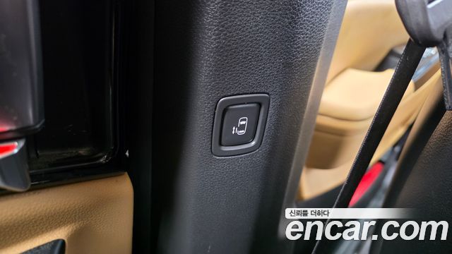 Kia Carnival (IV) Diesel 9-Seater Prestige 2021 — фото 32