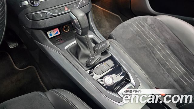 Peugeot 308 (II) 2.0 BlueHDi Feline 2015 — фото 9