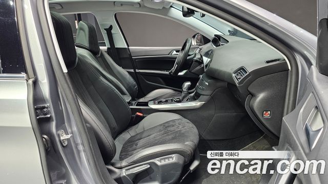Peugeot 308 (II) 2.0 BlueHDi Feline 2015 — фото 12