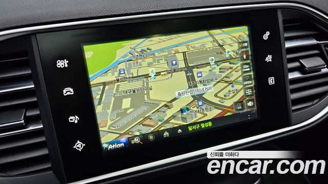 Peugeot 308 (II) 2.0 BlueHDi Feline 2015 — фото 14