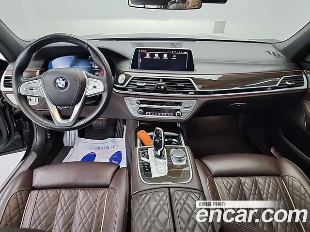 BMW 7 Series (G11) 730d xDrive Design Pure Excellence 2020 — фото 7