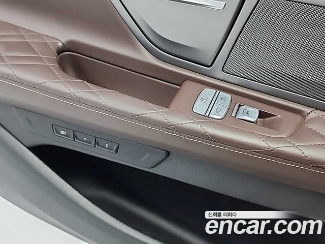 BMW 7 Series (G11) 730d xDrive Design Pure Excellence 2020 — фото 18