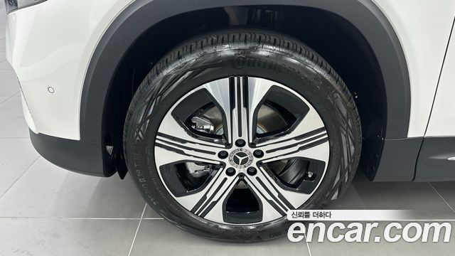 Mercedes-Benz EQB (X243) EQB300 4MATIC Progressive 2026 — фото 5