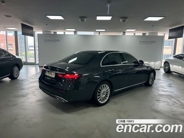 Mercedes-Benz E-Class (W213) E250 Exclusive 2021 — фото 2