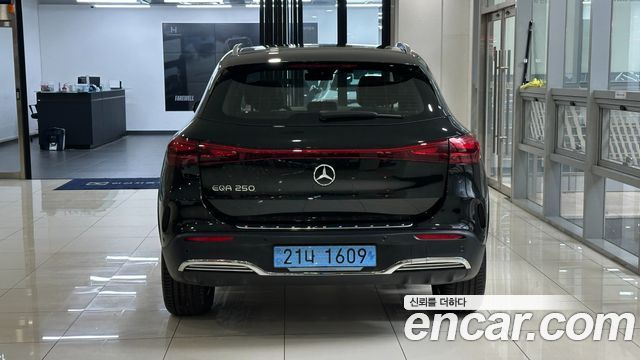 Mercedes-Benz EQA (H243) EQA250 AMG Line 2026 — фото 3