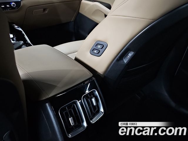 Kia Sorento (IV) Gasoline 2.5T 2WD Prestige 2024 — фото 22