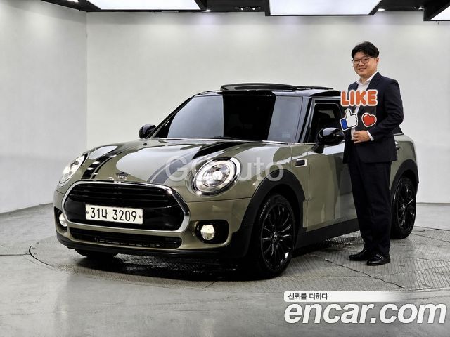 MINI Cooper Clubman Untied suit Edition 2nd 2019 — фото 1
