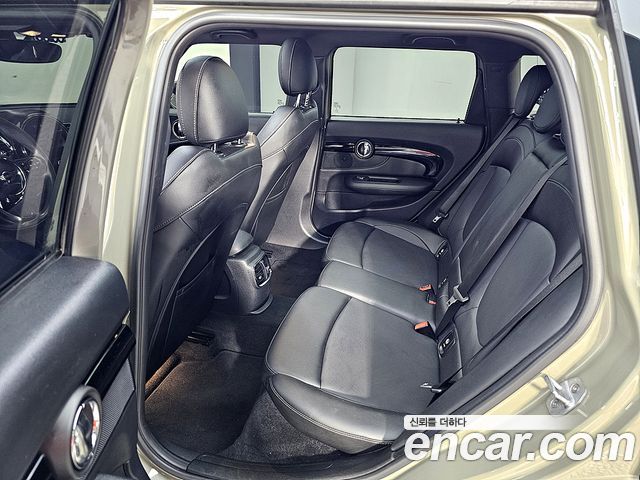 MINI Cooper Clubman Untied suit Edition 2nd 2019 — фото 9