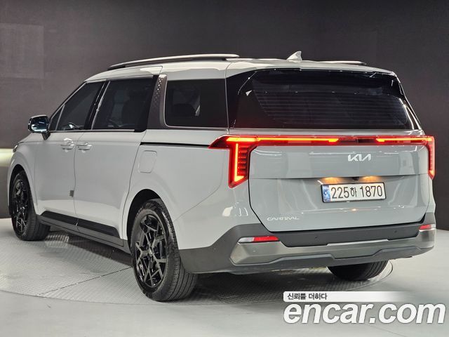 Kia Carnival (IV) Diesel 9-Seater Gravity 2025 — фото 4