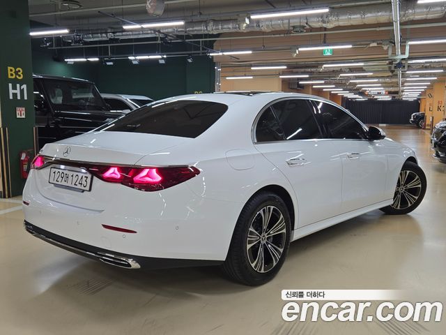 Mercedes-Benz E-Class (W214) E200 Avantgarde 2025 — фото 19