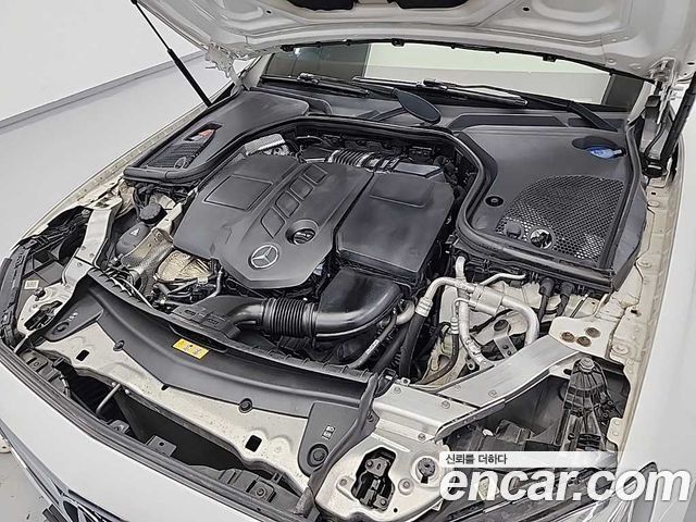 Mercedes-Benz E-Class (W213) E220d Avantgarde 2020 — фото 5