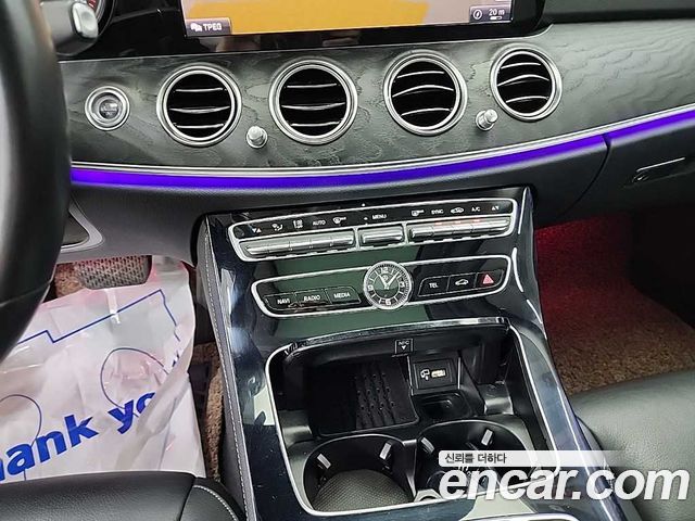 Mercedes-Benz E-Class (W213) E220d Avantgarde 2020 — фото 10