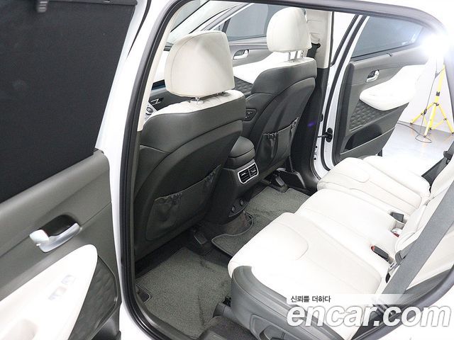 Hyundai Santa Fe Diesel 2.2 2WD Calligraphy 2021 — фото 19