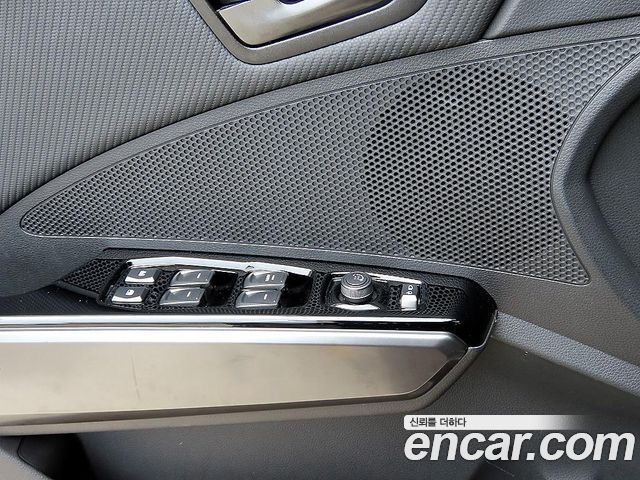 KG Mobility (SsangYong) Very New Tivoli Gasoline 1.5 2WD V3 Special 2021 — фото 15