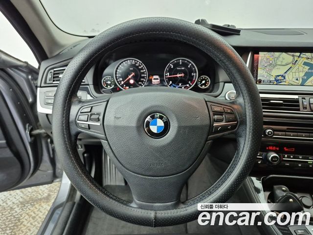 BMW 5 Series (F10) 520d xDrive M Aero Dynamic 2016 — фото 9