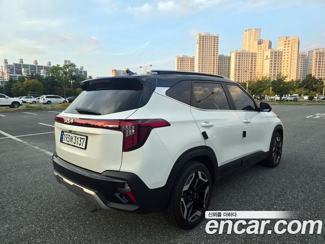 Kia Seltos Gasoline 1.6 Turbo 2WD Signature 2023 — фото 2