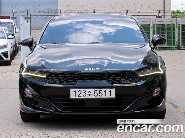 Kia K5 (III) 2.0 Prestige 2023 — фото 1