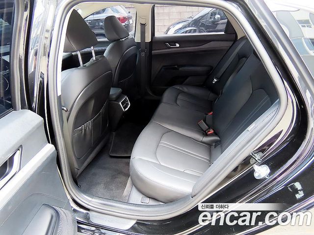 Kia K5 (III) 2.0 Prestige 2023 — фото 6
