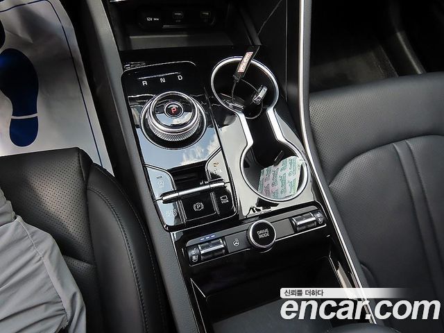 Kia K5 (III) 2.0 Prestige 2023 — фото 10