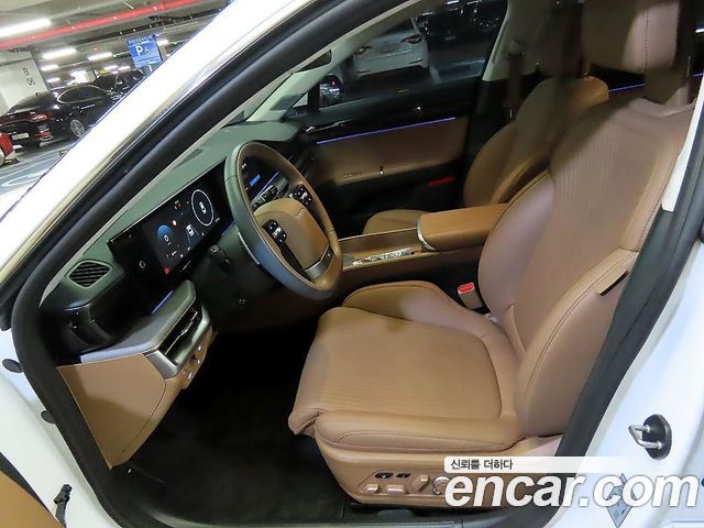 Hyundai Grandeur (GN7) 2,5 Gasoline 2WD Calligraphy 2024 — фото 9