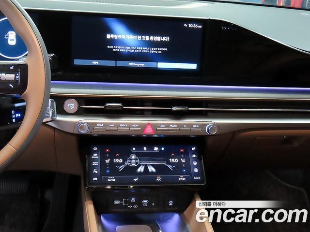 Hyundai Grandeur (GN7) 2,5 Gasoline 2WD Calligraphy 2024 — фото 15