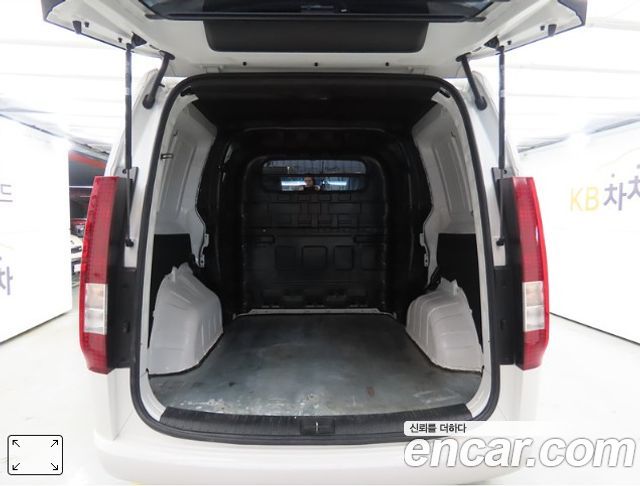 Hyundai Staria Cargo 5-Seater Smart 2025 — фото 24