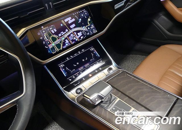 Audi A6 (C8) 45 TFSI Premium 2022 — фото 17