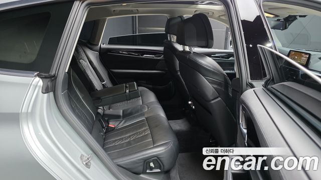 BMW 6 Series GT (G32) 640i xDrive Luxury 2020 — фото 12