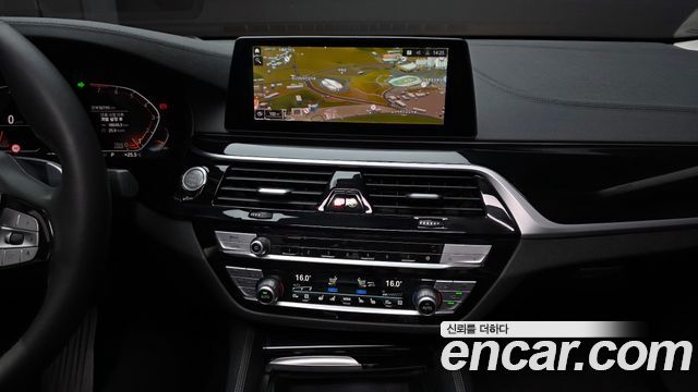 BMW 6 Series GT (G32) 640i xDrive Luxury 2020 — фото 14