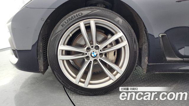 BMW 7 Series (G11) 740d xDrive M Sport 2017 — фото 5