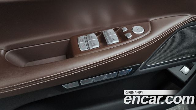BMW 7 Series (G11) 740d xDrive M Sport 2017 — фото 18