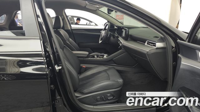 Kia K5 (III) 2.0 Prestige 2022 — фото 11