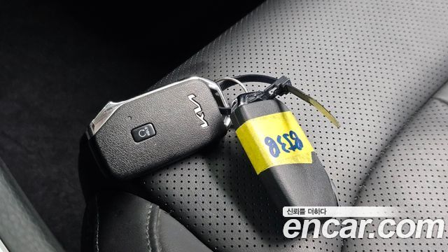Kia K5 (III) 2.0 Prestige 2022 — фото 17