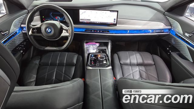 BMW i7 (G70) xDrive 60 Design Pure Excellence 2023 — фото 7