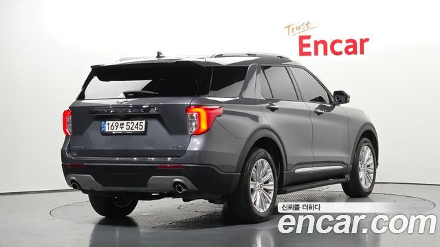 Ford Explorer (VI) 2.3 LimIted 4WD 2021 — фото 2