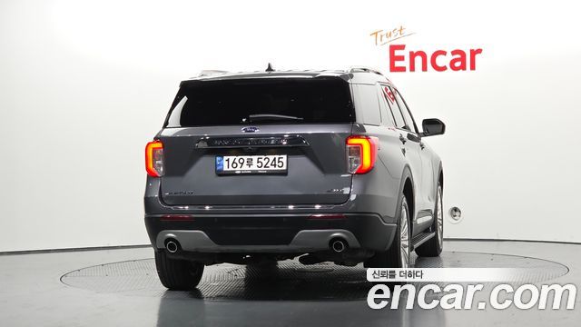 Ford Explorer (VI) 2.3 LimIted 4WD 2021 — фото 4
