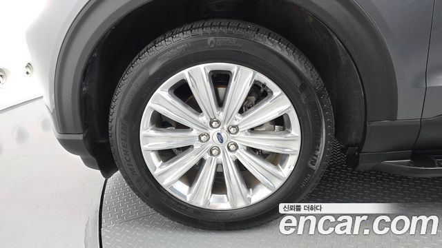 Ford Explorer (VI) 2.3 LimIted 4WD 2021 — фото 5