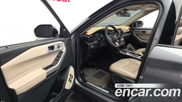 Ford Explorer (VI) 2.3 LimIted 4WD 2021 — фото 10