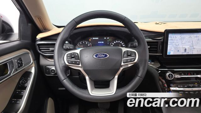 Ford Explorer (VI) 2.3 LimIted 4WD 2021 — фото 13