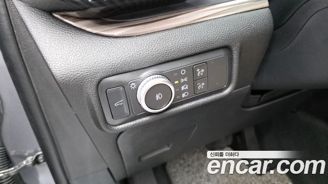 Ford Explorer (VI) 2.3 LimIted 4WD 2021 — фото 19