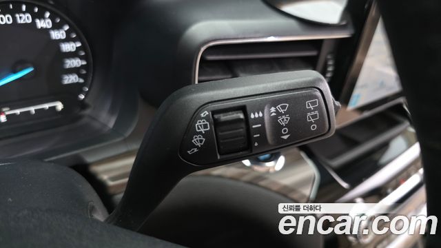 Ford Explorer (VI) 2.3 LimIted 4WD 2021 — фото 20