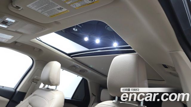 Ford Explorer (VI) 2.3 LimIted 4WD 2021 — фото 33