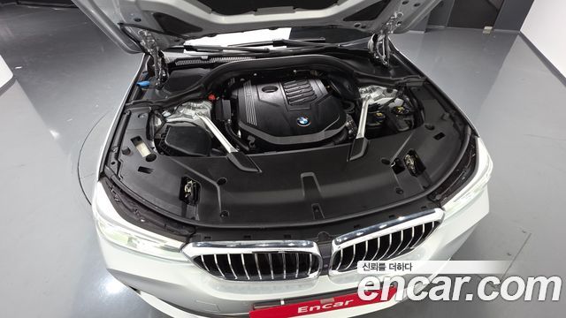 BMW 6 Series GT (G32) 630i xDrive Luxury 2020 — фото 6
