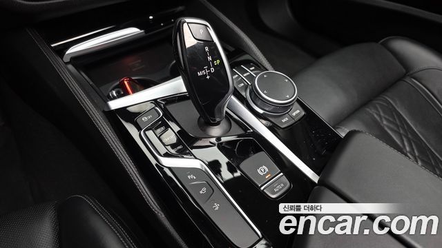 BMW 6 Series GT (G32) 630i xDrive Luxury 2020 — фото 9