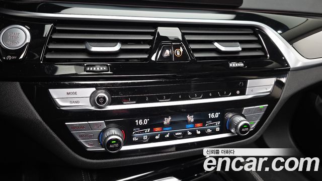 BMW 6 Series GT (G32) 630i xDrive Luxury 2020 — фото 19