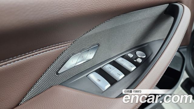 BMW 4 Series (G22) 420i M Sport Pro Convertible 2026 — фото 29