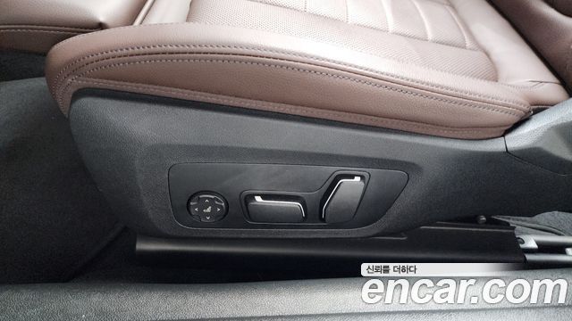 BMW 4 Series (G22) 420i M Sport Pro Convertible 2026 — фото 31