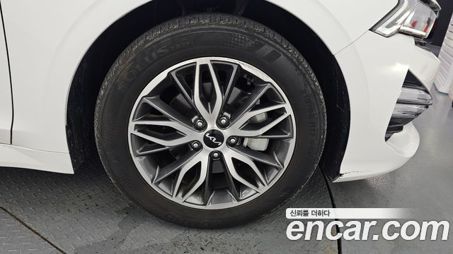 Kia K5 (III) 2.0 Prestige 2023 — фото 5