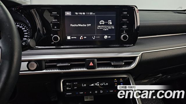 Kia K5 (III) 2.0 Prestige 2023 — фото 14